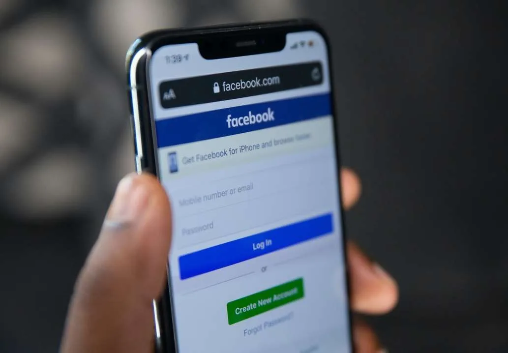 Facebook Launches New E-Commerce Features